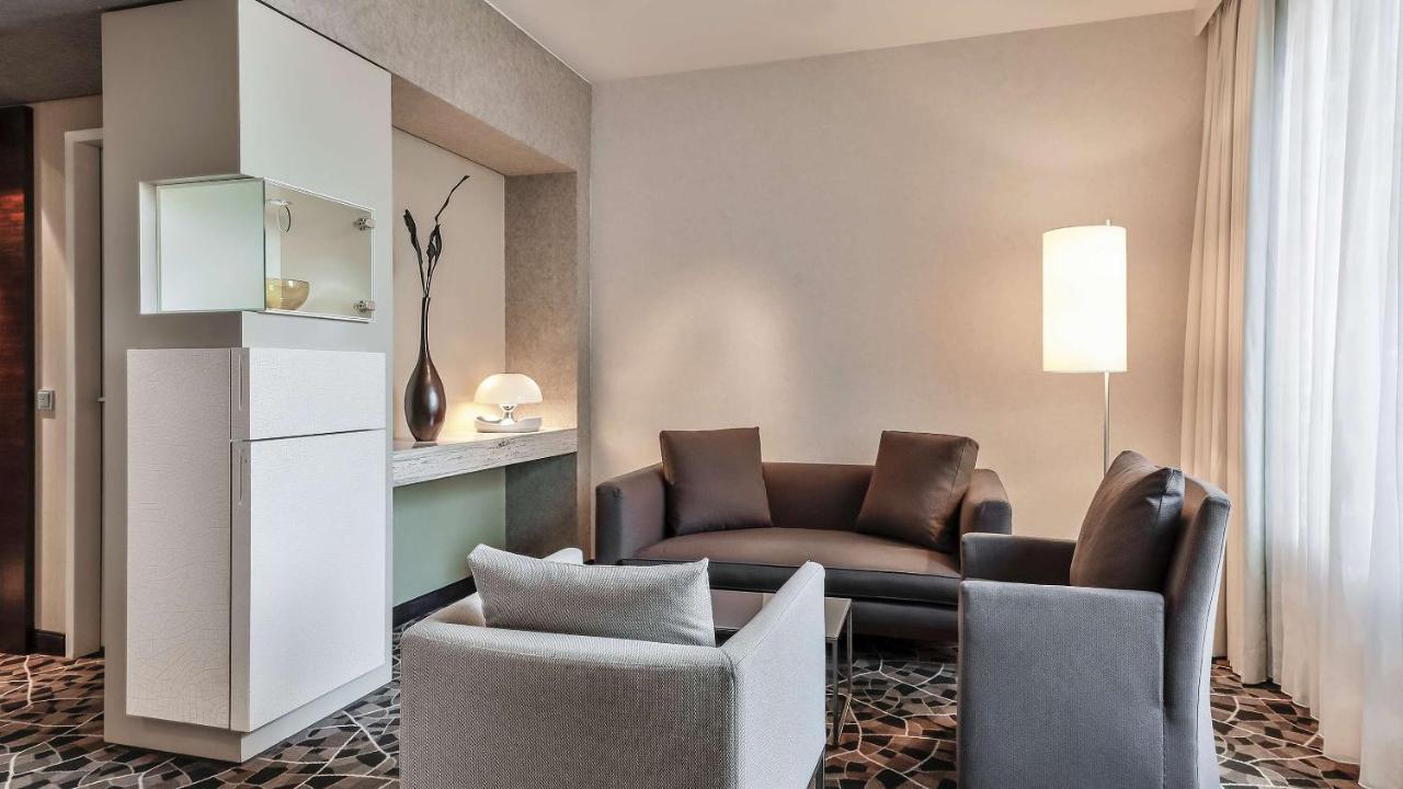 Dorint Hotel Am Heumarkt Koeln Ngoại thất bức ảnh