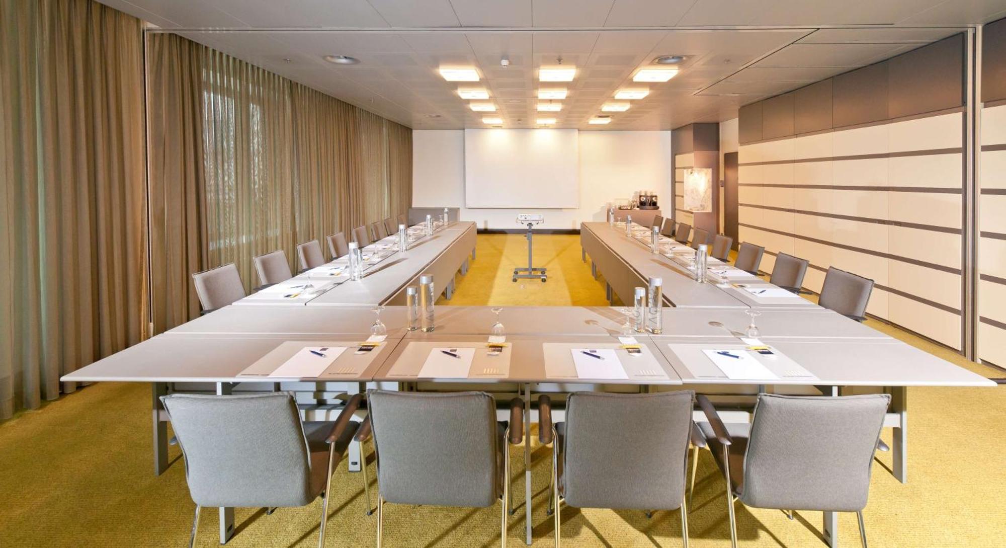 Dorint Hotel Am Heumarkt Koeln Ngoại thất bức ảnh